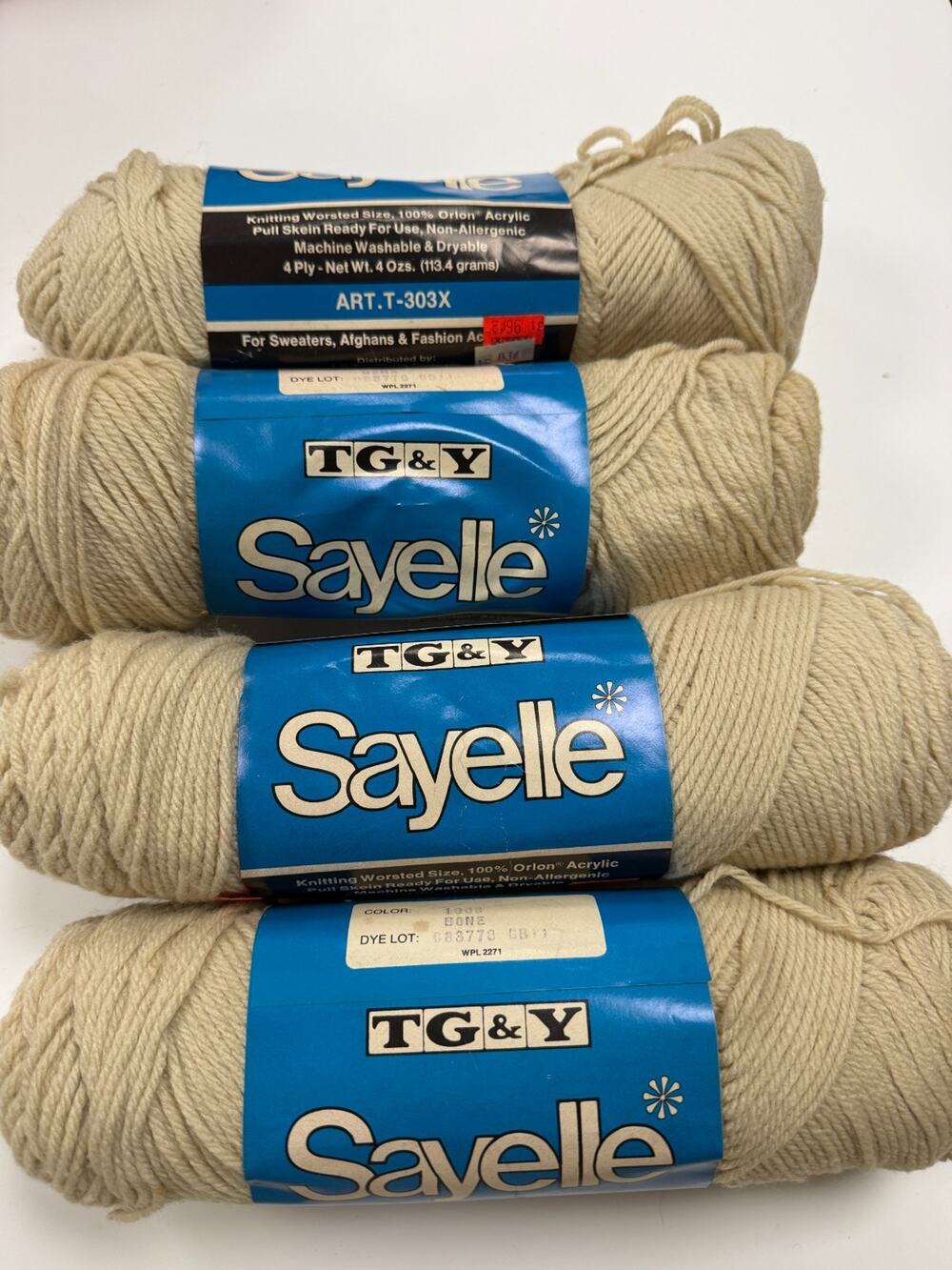 TG&Y Sayelle Orlon Acrylic Worsted Yarn Bone 4 Ply 4oz 4 Skeins Vintage